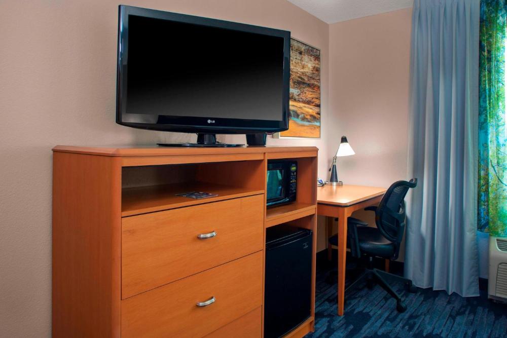 Queen Room with Two Queen Beds interior